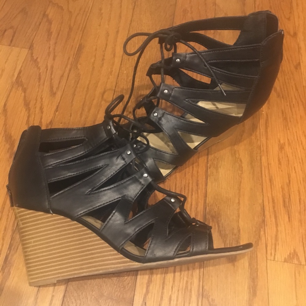 ANA (a new approach) Jadine lace up wedge sandals